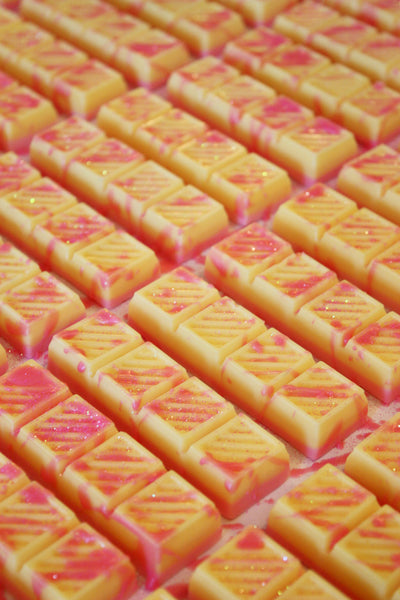 Paraffin-Soy Wax Melts (Snap Bars)